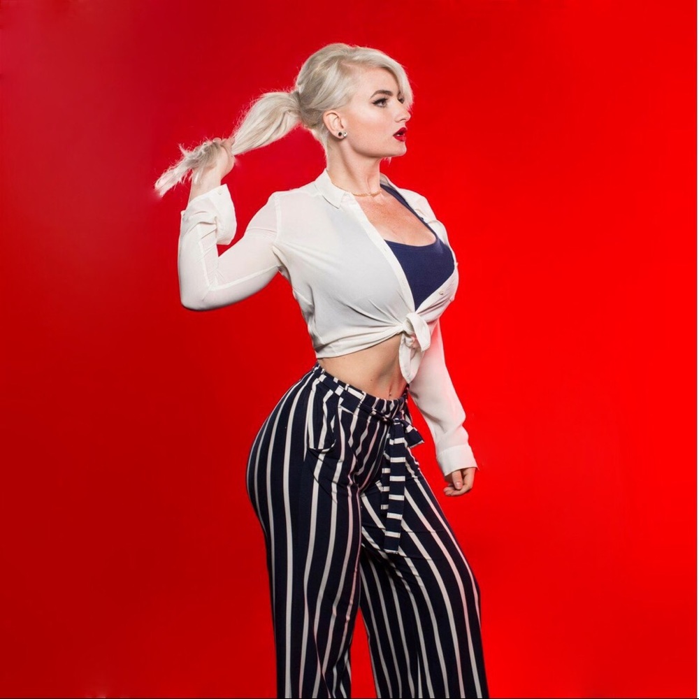 Wide leg striped pants